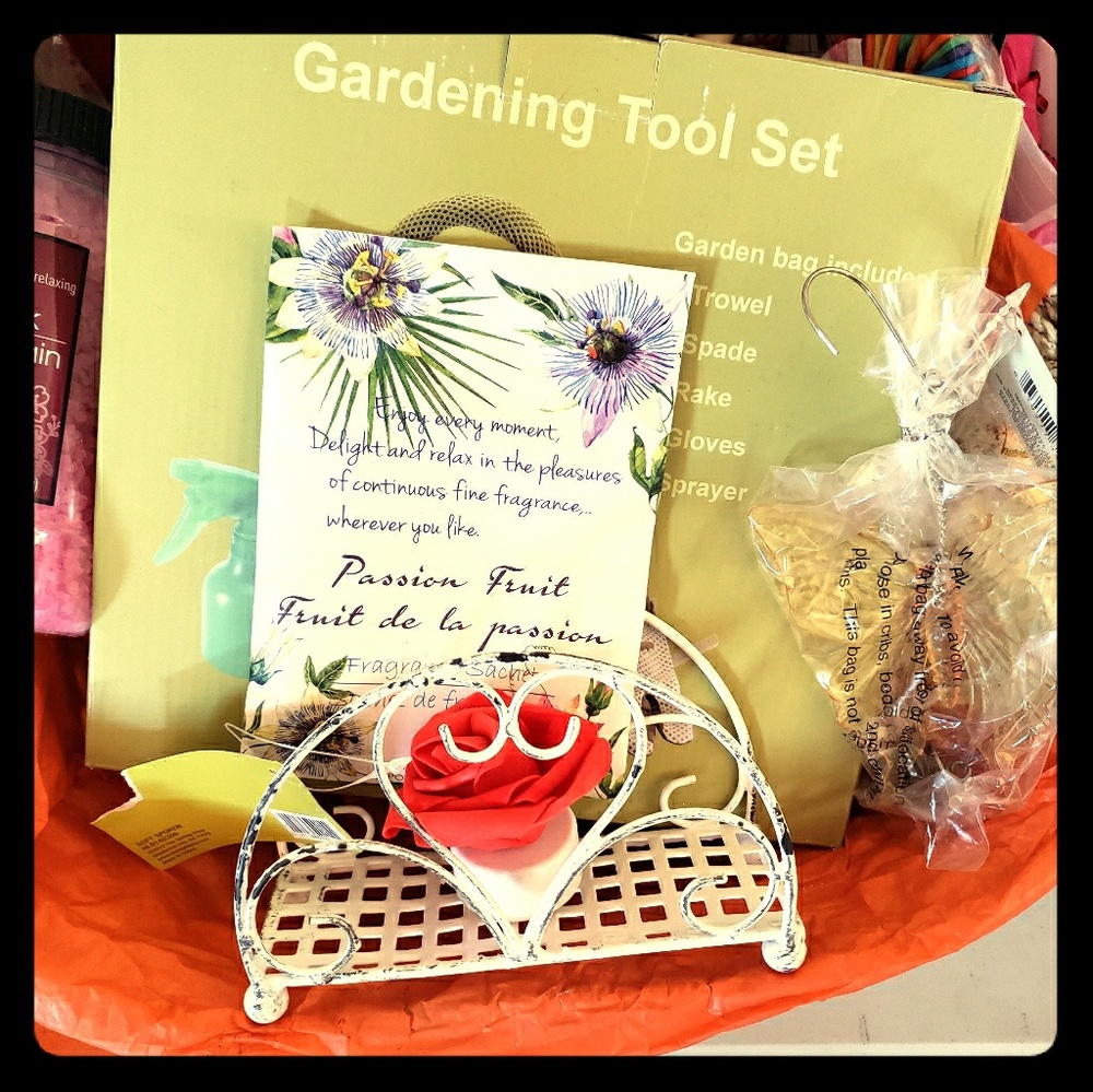 Gardening basket
